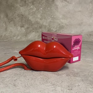 Vintage Hot Red Lips Phone, Vintage Pop Art Red Lips Dial Phone , Lips Telephone , Red phone