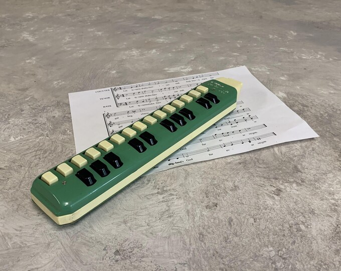 Vintage HOHNER Melodica, Vintage Flute, Hohner Melodica Soprano, Green