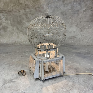 Holz Vogelkäfig Lampe viktorianischen Stil Vogelkäfig Vogelhaus Pflanzenhalter Käfig Dekor Rustikaler Käfig Dekorativer Hängender Vogelkäfig aus Holz.