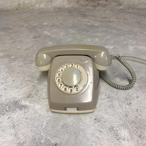 Siemens Beige Rotary Phone Retro Phone Landline Phone Desk Telephone Siemens Telephone Vintage Telephone.