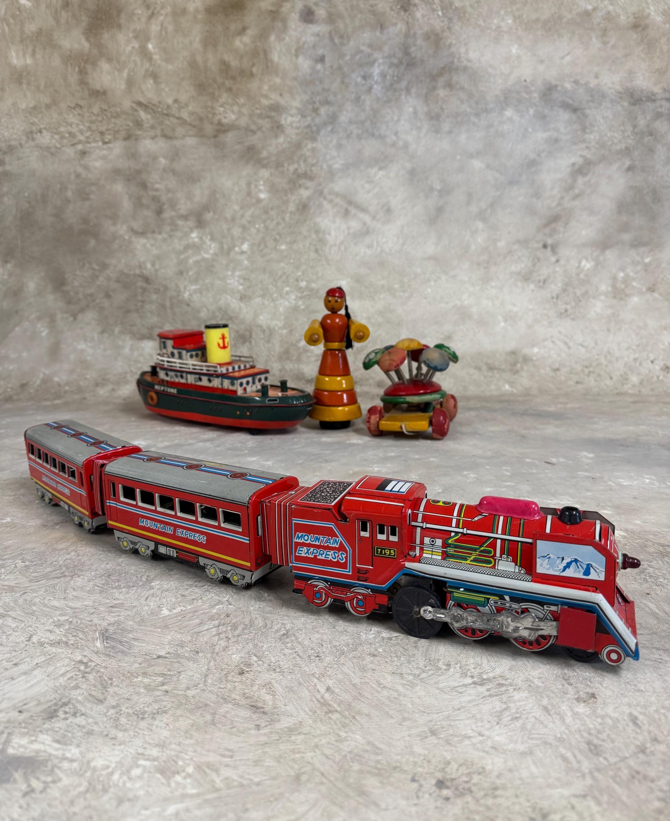 Vintage Tin Litho Toy Train: 1960s Mountain Express, Battery