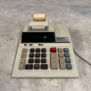Sharp EL-1607 Electronic Printing Calculator, vintage 90s adding machine for desktop use, perfect gift for collectors and office enthusiasts