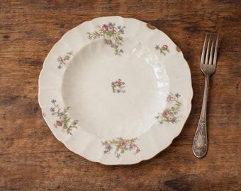 Vintage Johnson Bros Old Chelsea Plate – English Floral China Plate – Cottagecore Tea Party Plate – Made in England