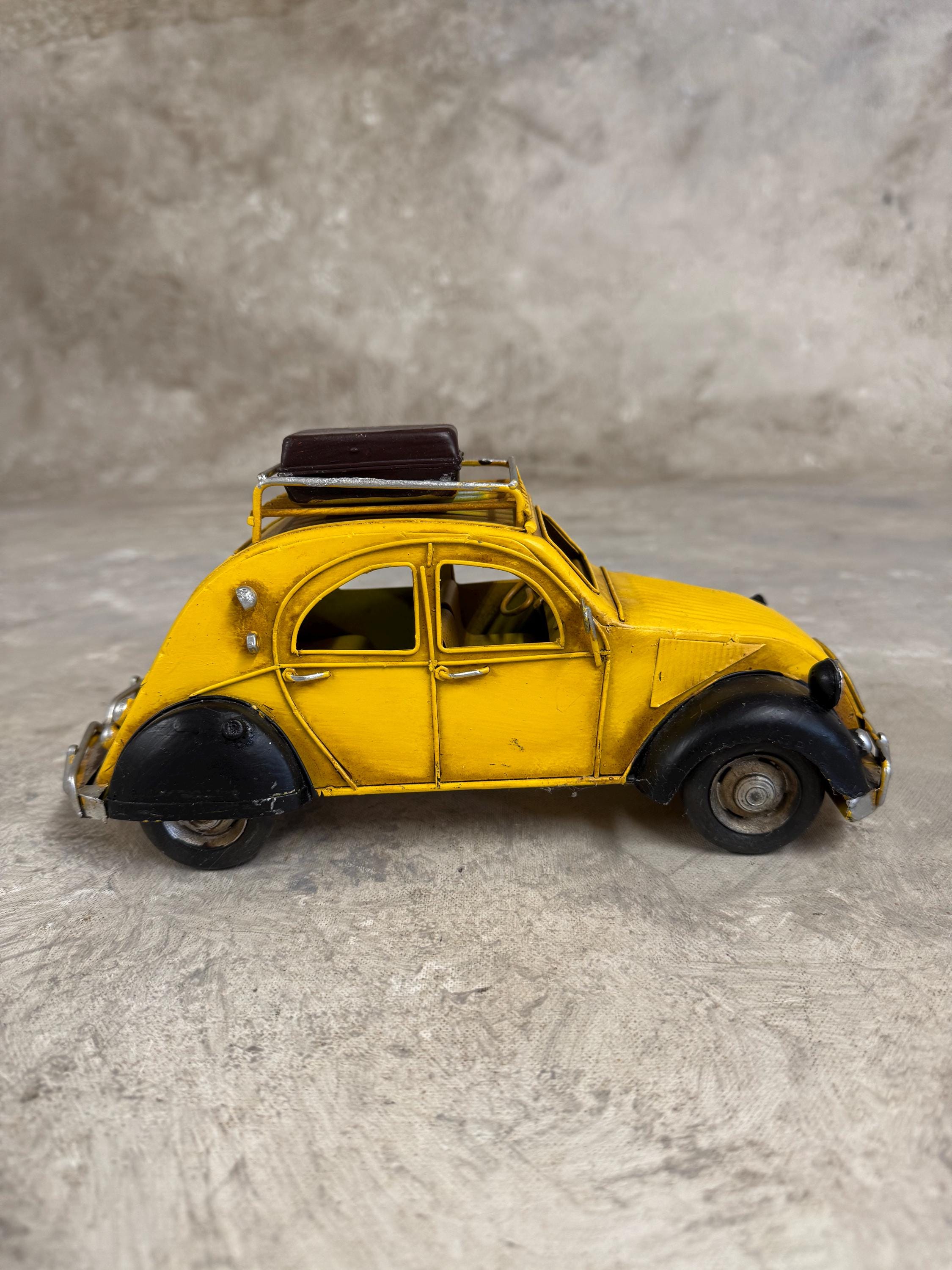 Retro Yellow Metal Citroen 2CV Replica Car Vintage Miniature Car