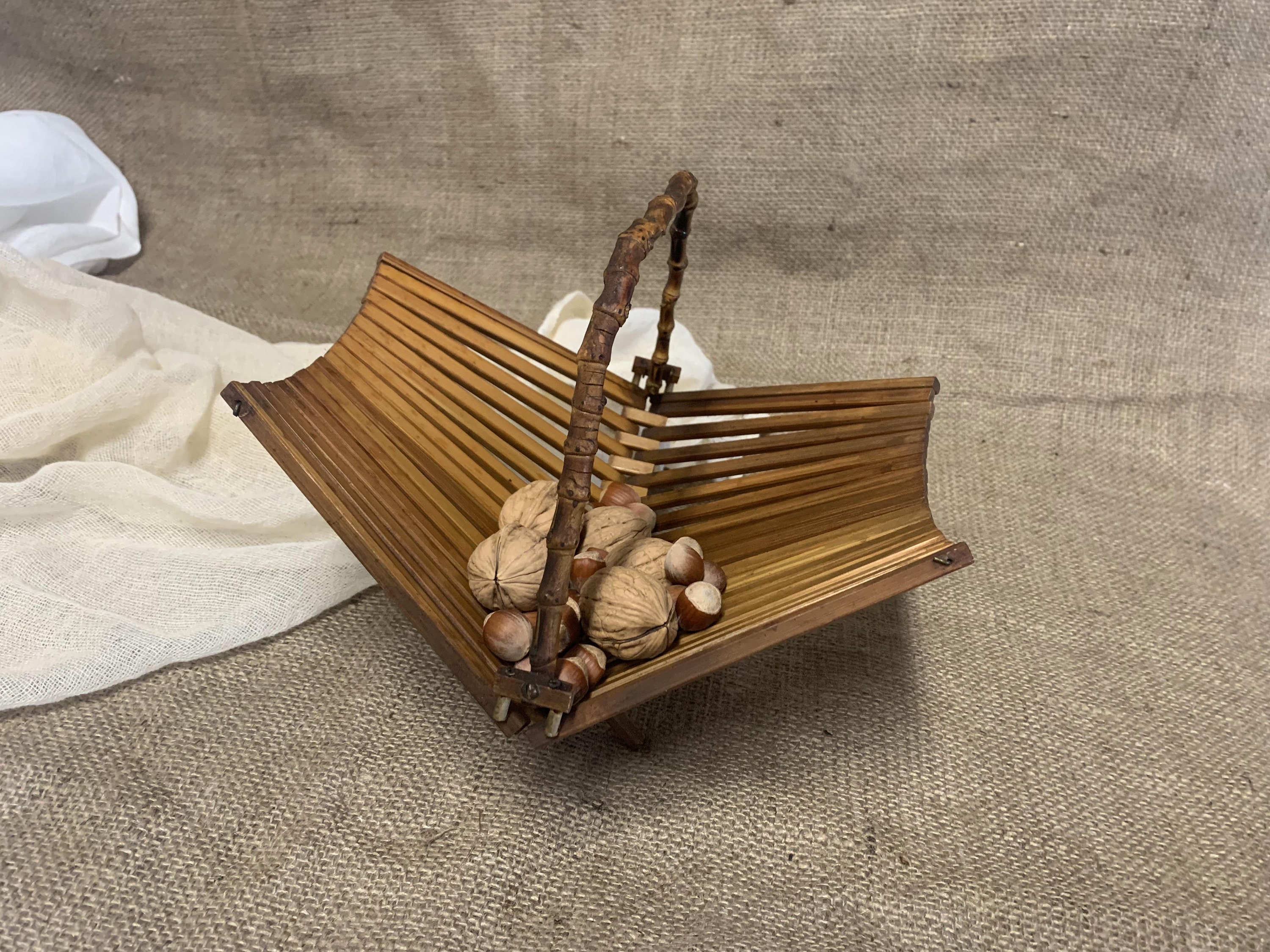 Vintage Japanese Foldable Bamboo Fruit Basket - Collapsible Bowl
