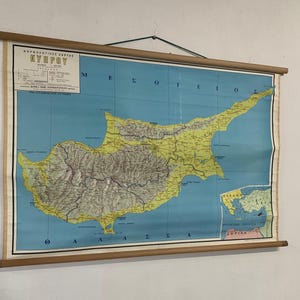 VintageZypern Schulkarte, ausklappbarer Kunstdruck für pädagogisch wertvolles Dekor, einzigartiges Sammlergeschenk für Geschichtsliebhaber