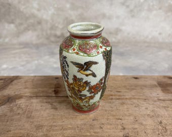 中国産薩摩焼盛上取っ手付き花瓶植木鉢台座付き鉢芸者少女手描き