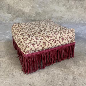 Vintage Floral Tapestry Footstool — Upholstered Low Accent Seat with Burgundy Fringe, Perfect Housewarming Gift