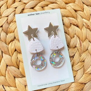 Christmas Earrings Silver, Gold, Green, White The perfect addition to your Christmas outfits, just choose your style : Silver Star+Glitter