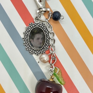Twilight Edward Cullen and Bella Swan Inspired Keychains Vampire Movie Themed Jewelry Accessories Cute Charms