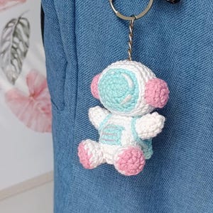 Trans pride gift – Mini Plush Astronaut – Queer Pride Gift 7 cm