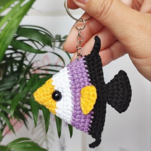 Lgbt gifts, nonbinary gifts, nonbinary keychain, non binary symbol