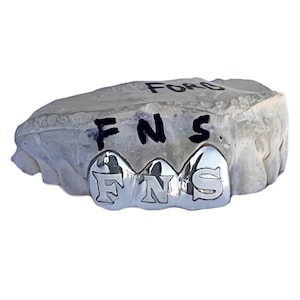 Custom Grillz Real Solid 925 Sterling Silver Personalized Initial Letters Three Side Teeth 3 Tooth Grills