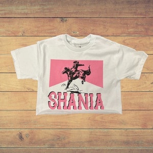 Shania Cowgirl Crop Top – Pink Western Rodeo Tee for Country Fans