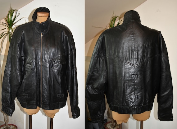 Black Leather Jacket, 1990s European Vintage Zippe