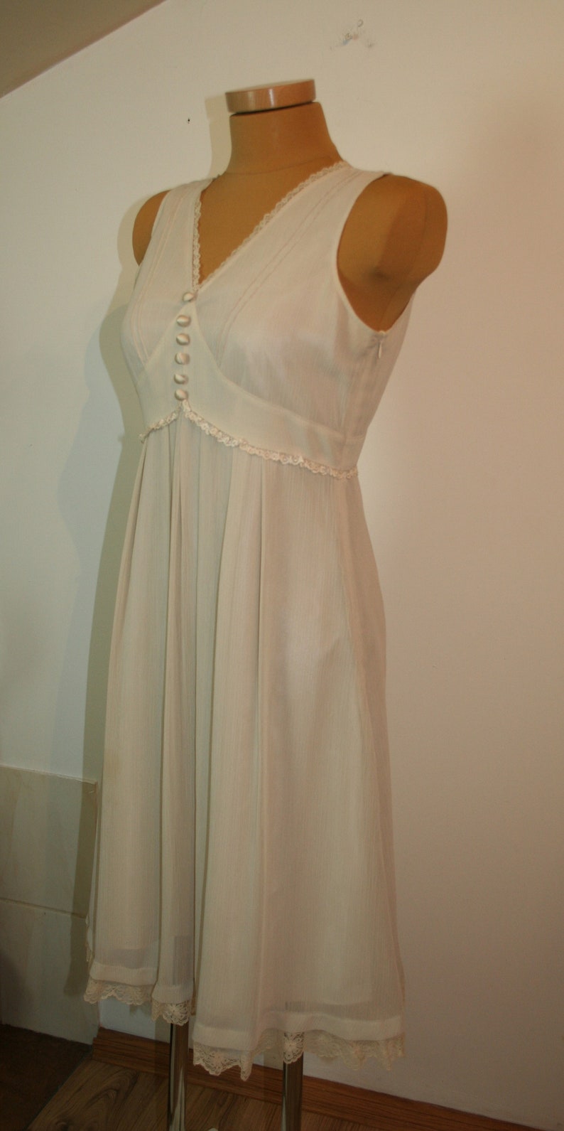 elegant midi dresses uk