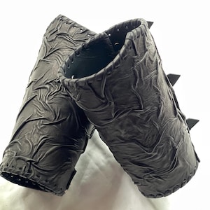 Black Leather Vambrace Gaunlet Cuff Wristband Steampunk Reenactment Arm Guard