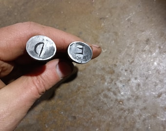 Apisonador de pipa forjado con tus iniciales o no, hecho a mano