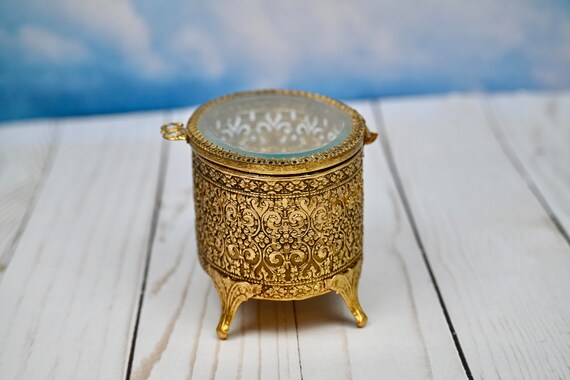 Rare French Ormolu Filigree Casket Jewelry or Tri… - image 5