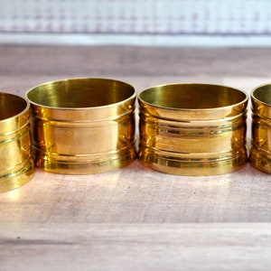 Napkin Rings 4 Piece Set Vintage Solid Brass Table Setting Decor Napkin Holders Wedding Gift Mid-Century Heavy Mint Condition Birthday Gift