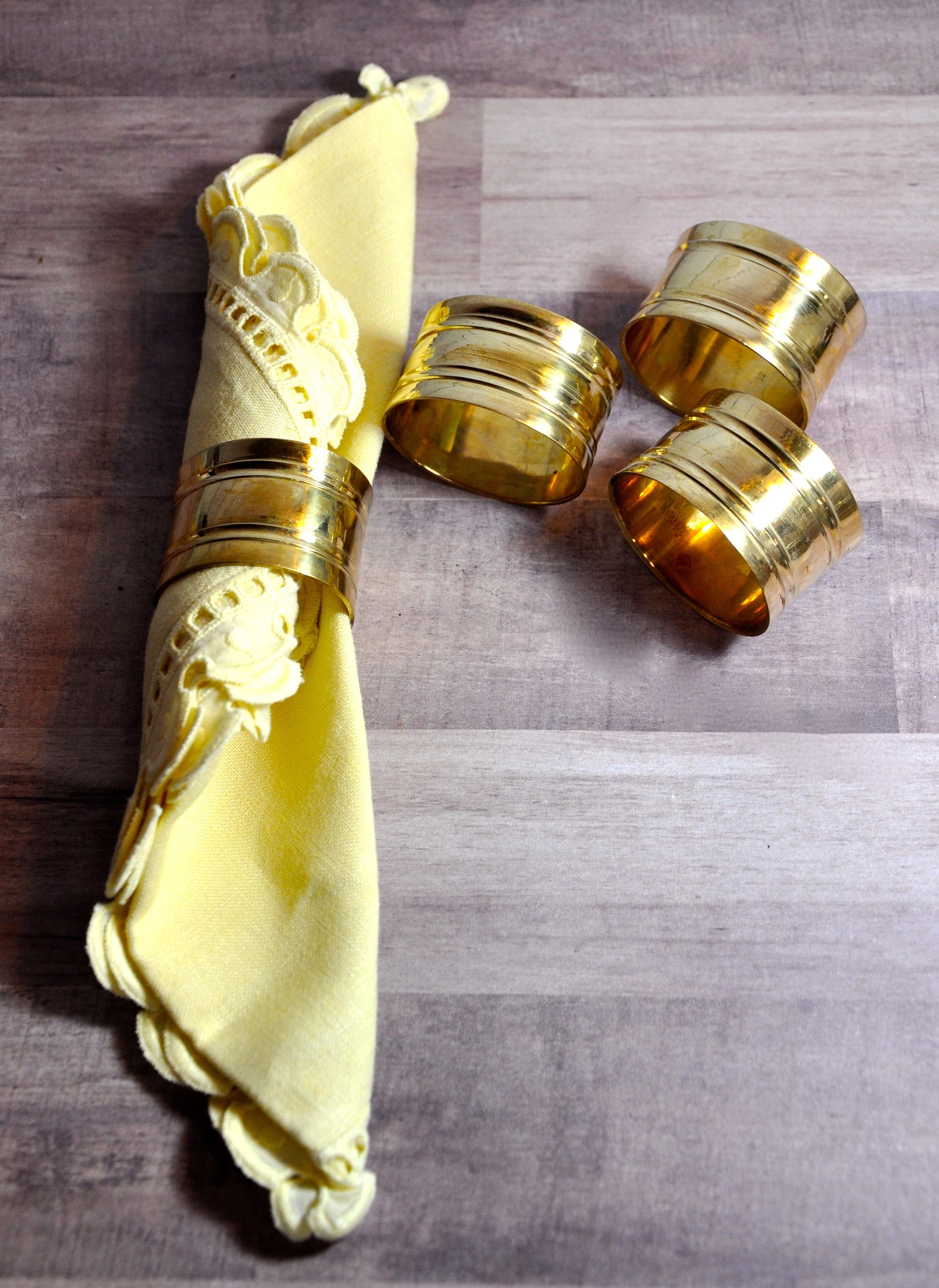 Vintage Solid Brass Napkin Rings 4 Piece Set Table Setting Etsy