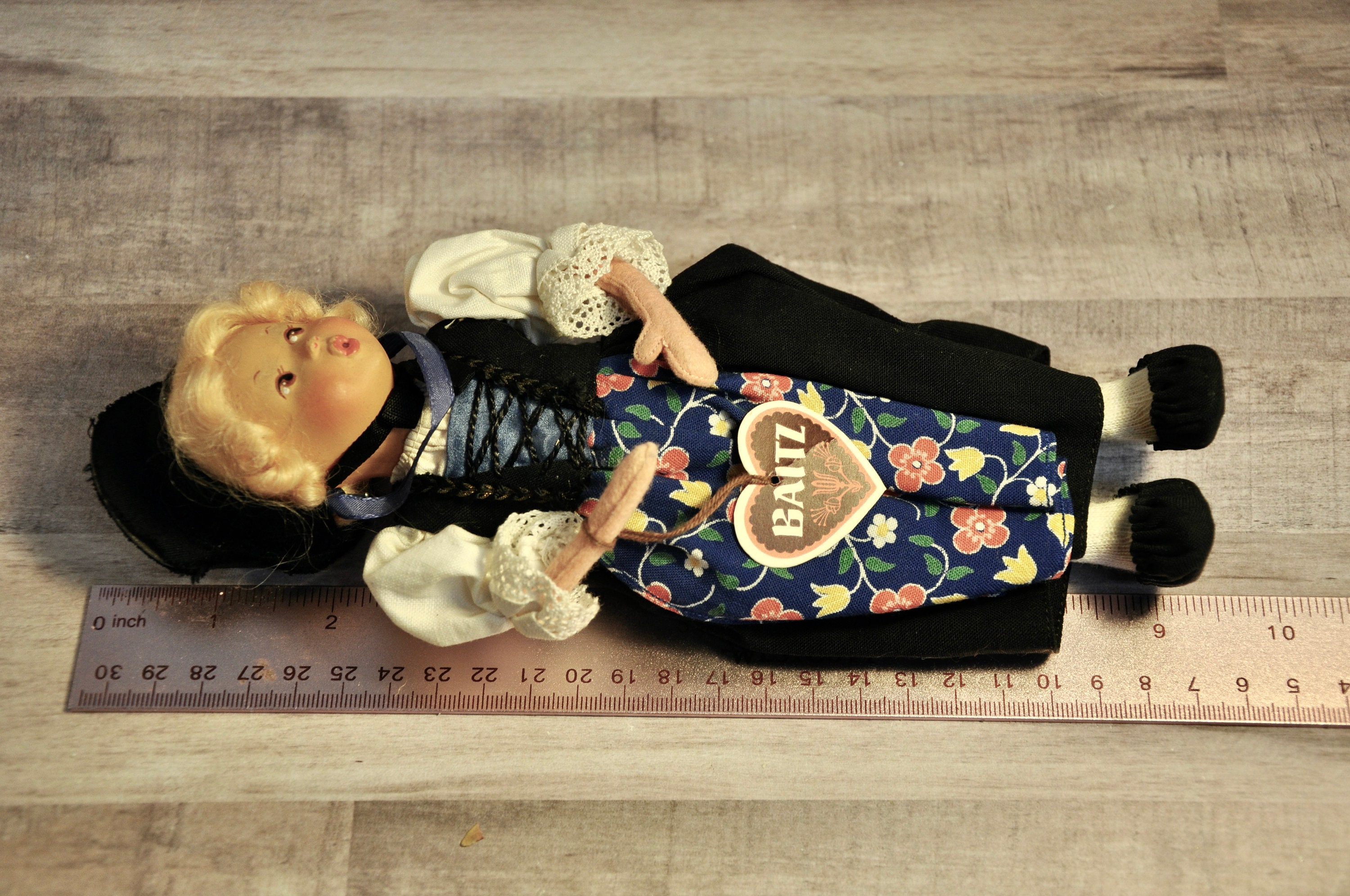 BAITZ Doll Whistling 
