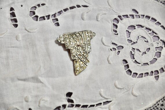 Art Deco Rhinestone Necklace Pendant or Dress Cli… - image 2