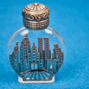 Vintage JJ Jonette Mini Glass Perfume Bottle with Pewter Overlay of the New York City Sky Line With Twin Towers Collectible Gift for Her image 1