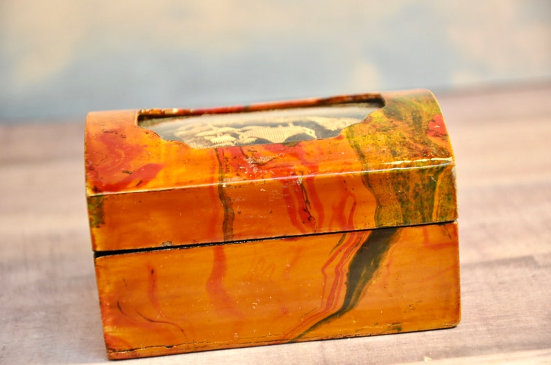 Chinese Jewelry or Trinket Box With Cork Art Diorama on Lid Lacquered Wooden Box Red Silk Lining Chinese Village Diorama Handmade Vintage image 4