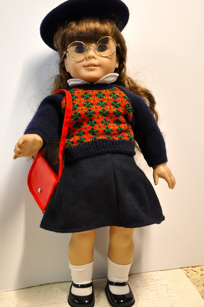 molly meet outfit