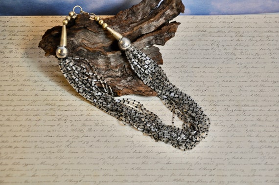 コレクション Vintage Navajo Silver Beads Necklace Vintage Navajo Multi Strand Seed Bead Necklace, Sterling Silver - Etsy