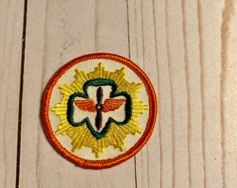 Girl Scout Senior Wing Patch: Collectible Memorabilia 1963 RARE Collectible