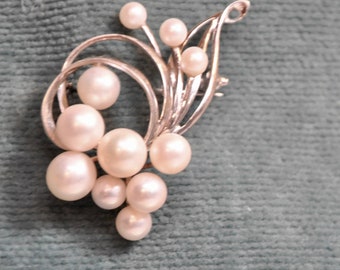 Mikimoto Pearl Brooch Sterling Silver Grade AAA Gem Quality