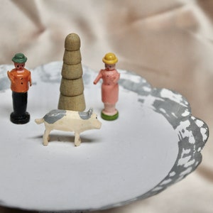 Antique Erzgebirge Miniature Wooden Farm Figurines: German Folk Art Set