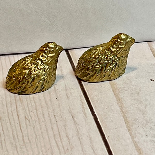 Solid Brass Quail Bird Figurines Set of 2 Mother and Baby OLD Vintage Home Decor Office Decor Bird Figurines Paper Weights Partridge