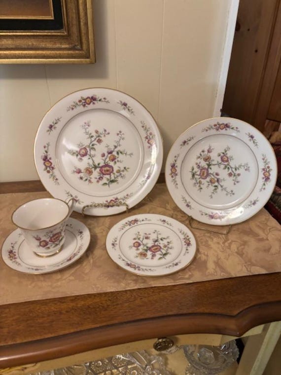 Noritake Asian Song Ivory Five (5) Piece Place Setting - Twelve Sets Available