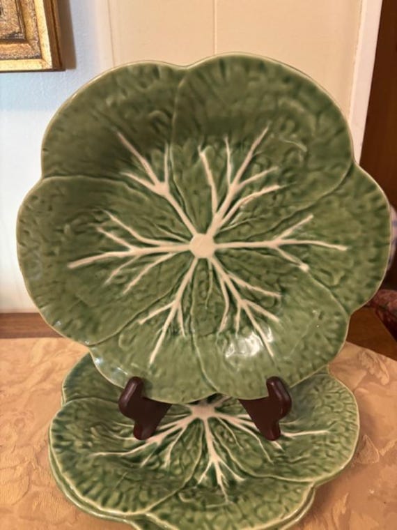 Bordallo Pinheiro Cabbage Green Luncheon Plates - PRICE is per PLATE