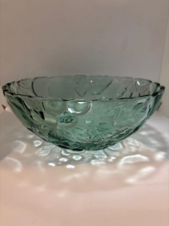 Libbey Orchard Fruit Green Glass Serving Bowl 9" Round