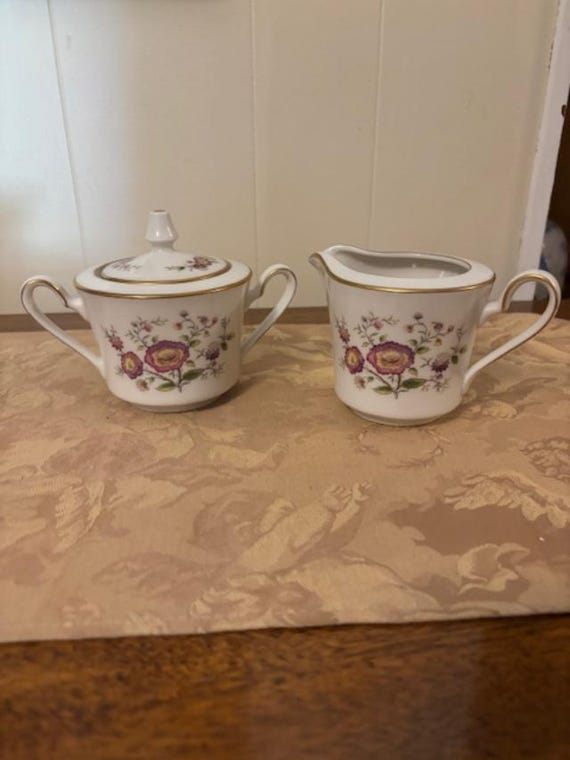 Noritake Asian Song Ivory Creamer and Lidded Sugar Bowl