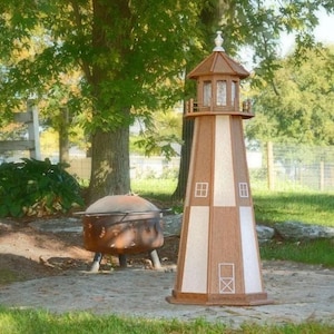 Cape Henry Wooden Lighthouse Solar Decorative Lawn and Garden Ornament