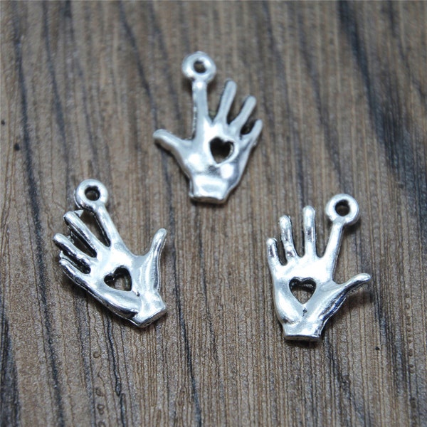 30pcs/lot Heart in Hand Charms Antiqued silver Tone Hand with heart charm pendants 18x12mm