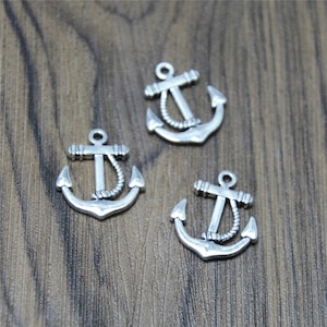 Silver Tone Anchor Charms: Zinc Alloy Pendants (15pcs)