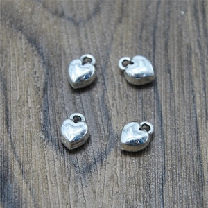 30pcs heart Charms Antiqued Silver Tone 3D little heart charm pendants 7x10mm