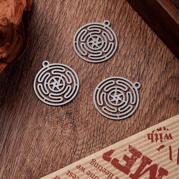 5pcs Stainless Steel Wheel of Hecate Charm Pendants (28x25mm)