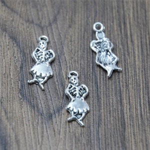 30pcs/lot Day of the Dead Dancing Sketetons Charms Antique Tibetan silver Halloween Skeleton Charm Pendants 23x8.66mm