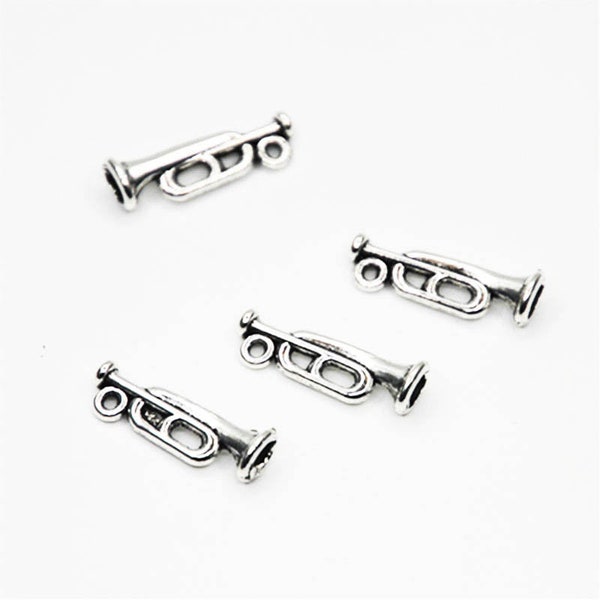 25pcs silver tone Mini Musical Instruments Trumpet Horn Charm Pendant 22x5mm