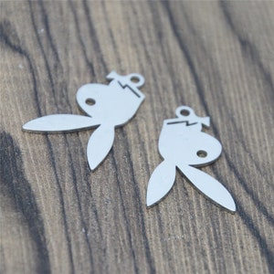 5pcs/lot upside down rabbit Symbol charm upside down rabbit Emblem Amulet Stainless steel pendant 27x17mm