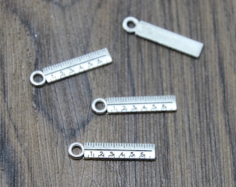 30pcs Lineal Charms Antik Silber Mini Lineal Charme Anhänger 24x5mm