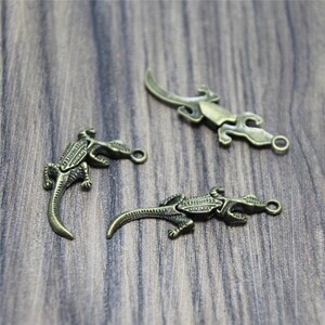 10pcs Alligator Charms Bronze Tone/silver Tone 3D Can Swing - Etsy
