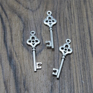 25pcs vintage key Charms Antique Tibetan silver key Charms pendants 35x10mm